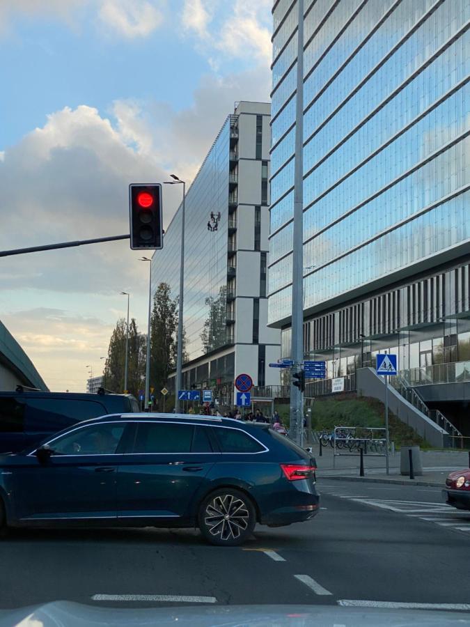 Apartment Wola, Wi-Fi, Smart Lock, Air Condition ワルシャワ エクステリア 写真