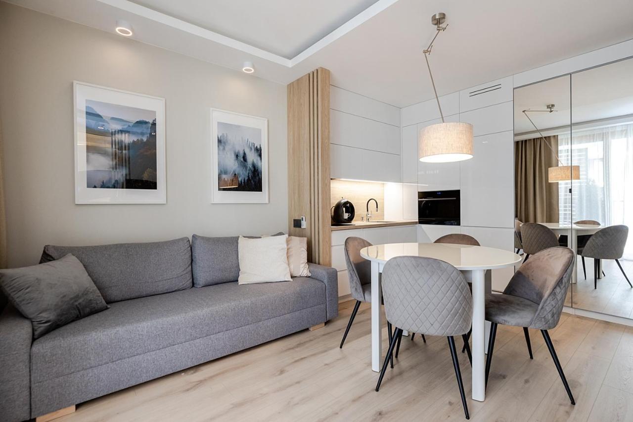 Apartment Wola, Wi-Fi, Smart Lock, Air Condition ワルシャワ エクステリア 写真