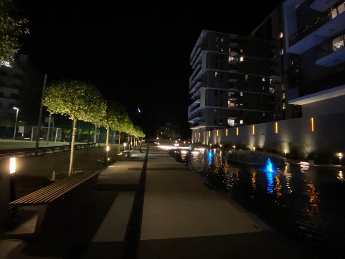 Apartment Wola, Wi-Fi, Smart Lock, Air Condition ワルシャワ エクステリア 写真